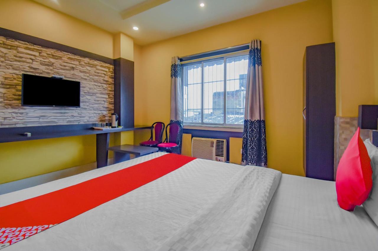 Oyo 1851 Hotel Sefali Deluxe โกลกาตา ภายนอก รูปภาพ